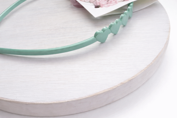 Blizgus lankelis mergaitei