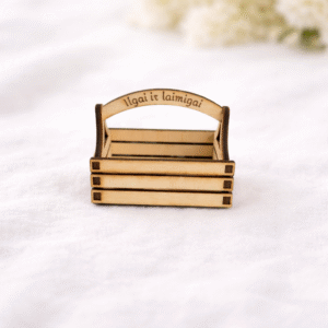 2581144 Maža medinė dėžutė