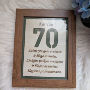 PXL_20250819_120441248 Medinis rėmelis su graviruotu linkėjimu