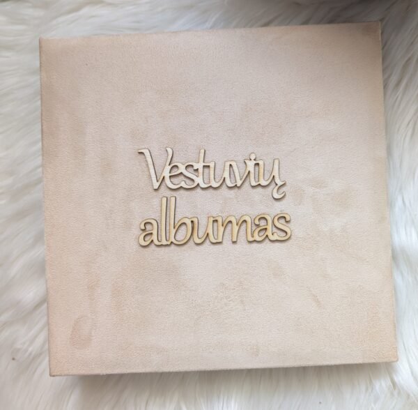 Rankų darbo nuotraukų albumas