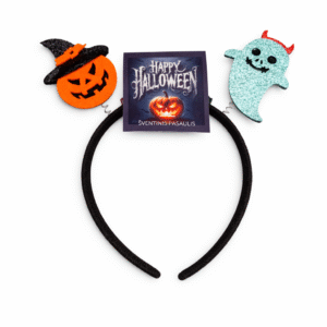 Helovino lankelis su moliūgu ir vaiduokliu