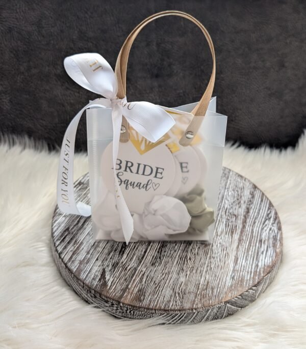 Satininės gumytės Bride Squad – rinkinys