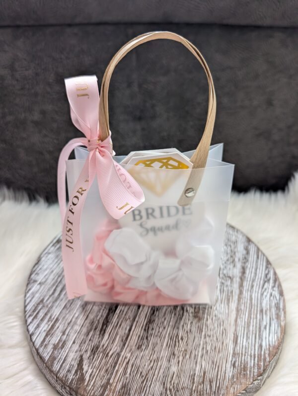 Satininės gumytės Bride Squad – rinkinys