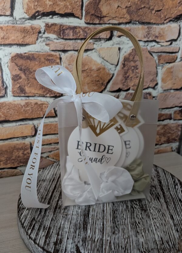 Satininės gumytės Bride Squad – rinkinys