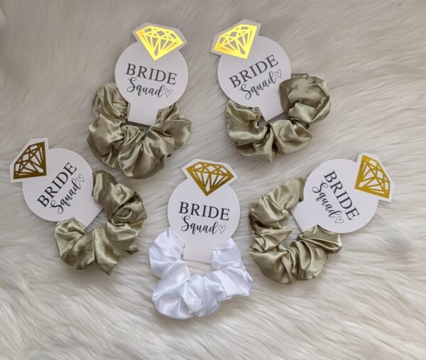 Satininės gumytės Bride Squad – rinkinys