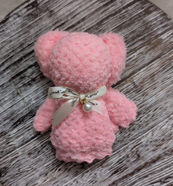 Šluostė meškutis su kaspinu ir perliuku