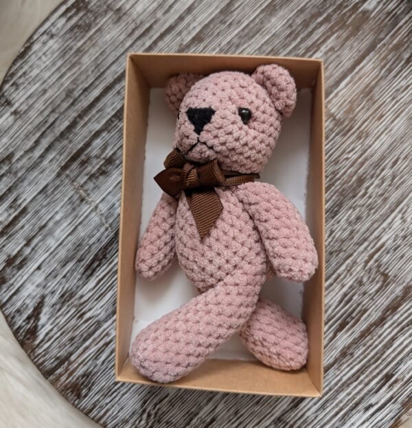 Rankų darbo meškutis