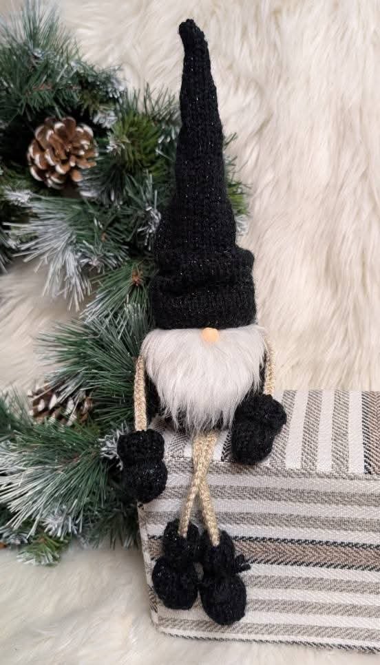 Rankų darbo kalėdiniai nykštukai