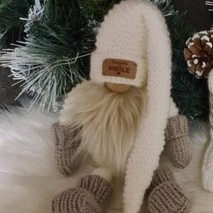 Rankų darbo kalėdiniai nykštukai