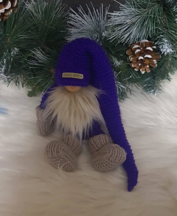 Rankų darbo kalėdiniai nykštukai