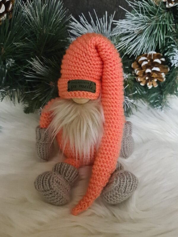 Rankų darbo kalėdiniai nykštukai