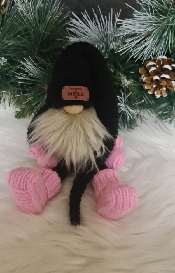 Rankų darbo kalėdiniai nykštukai