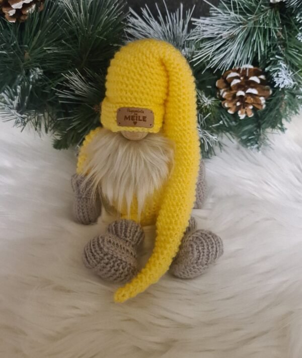 Rankų darbo kalėdiniai nykštukai