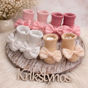 Medvilninės kūdikių kojinytės krikštynoms su kaspinėliu