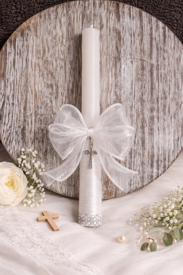 Rankų darbo krikšto žvakė