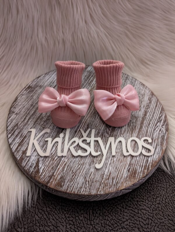Medvilninės kūdikių kojinytės krikštynoms su kaspinėliu