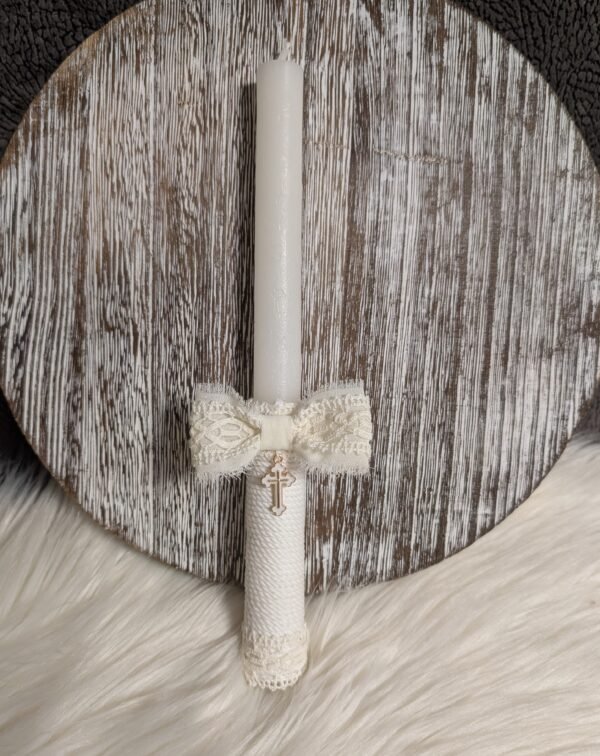 Rankų darbo krikšto žvakė