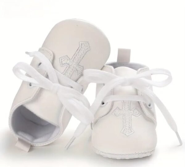 Krikšto batukai su kryželiu