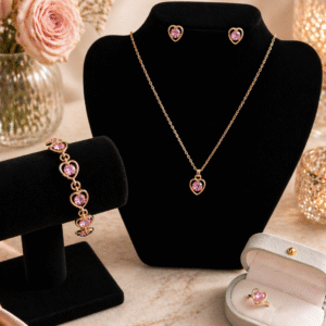 Papuošalų rinkinys su širdelėmis - kaklo papuošalas, apyrankė, auskarai, žiedas