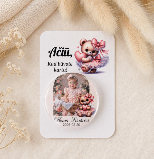 Personalizuoti krikštynų ženkliukai svečiams