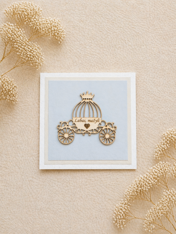 Rankų darbo atvirukas su karieta