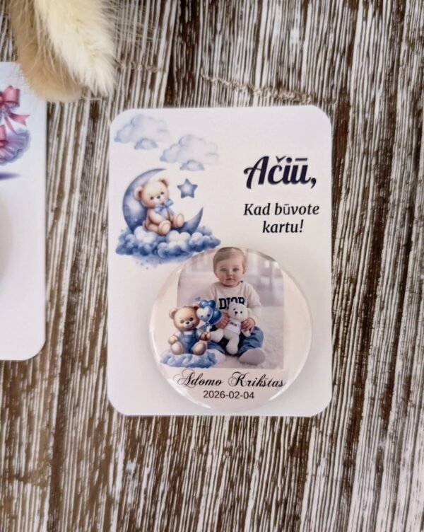 Personalizuoti krikštynų ženkliukai svečiams