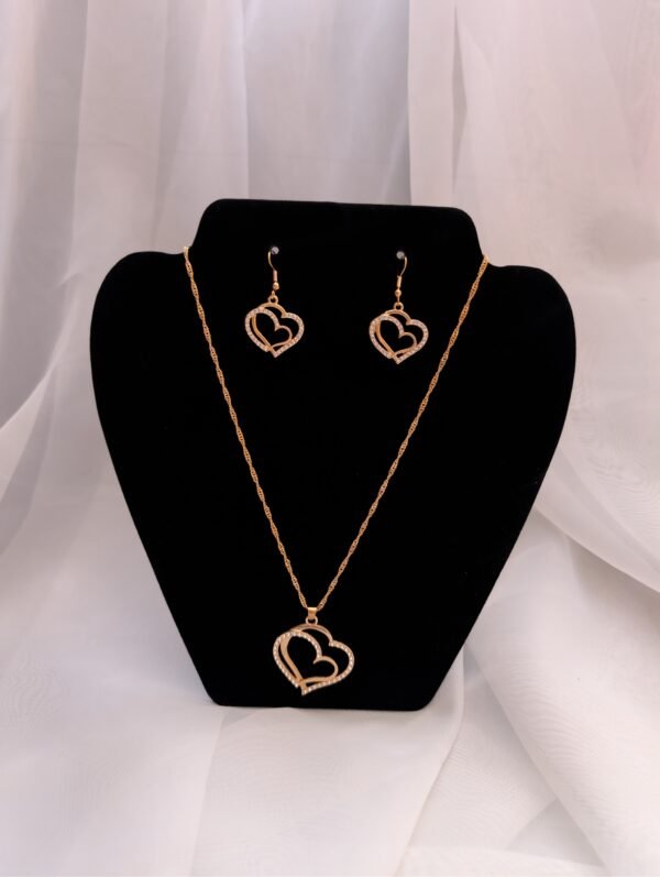 Papuošalų rinkinys „Širdelė“