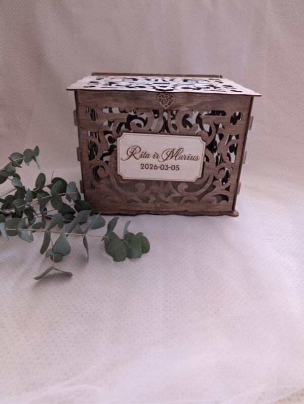 Rankų darbo medinė dėžutė vokeliams / pinigams