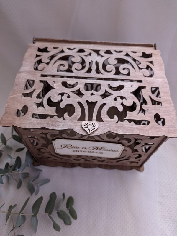 Rankų darbo medinė dėžutė vokeliams / pinigams