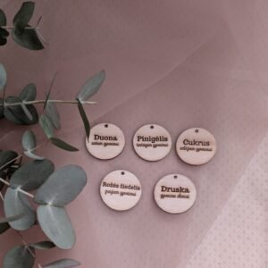 PXL_20260328_122421586.RAW-01 Mediniai pakabukai krikštynų maišeliams