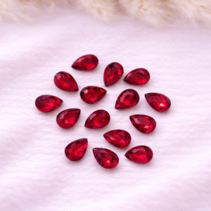 Lašo formos dekoratyviniai kristalai