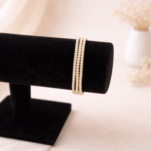 file_000000003c90720a91254d791ba1e07d Auksinės ir sidabrinės spalvos apyrankės su žėrinčiais akmenėliais