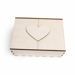 Medinė dovanų dėžutė