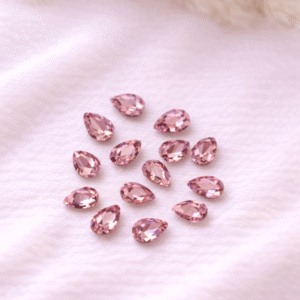 Lašo formos dekoratyviniai kristalai