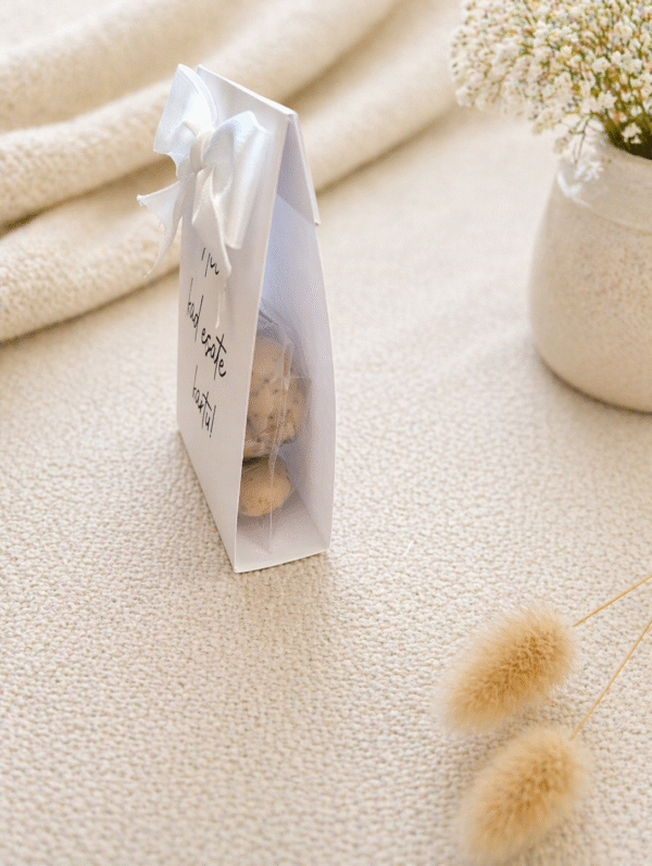 Vestuvinės dovanėlės svečiams – personalizuotos dėžutės