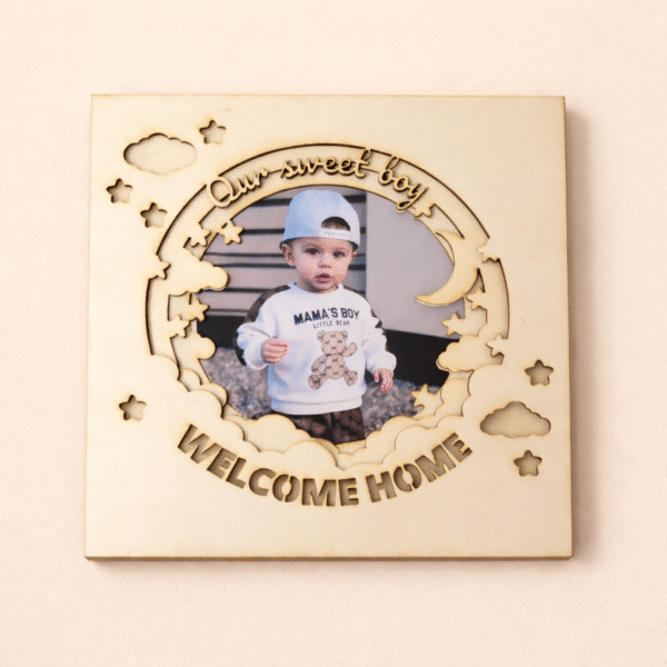 Rankų darbo medinis rėmelis su nuotrauka