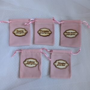 PXL_20260402_104537593.RAW-01 Aksominiai maišeliai